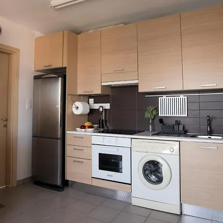 아파트 Cozy Atelier*nicosia City*free Parking & Wifi Welcomes U!!!